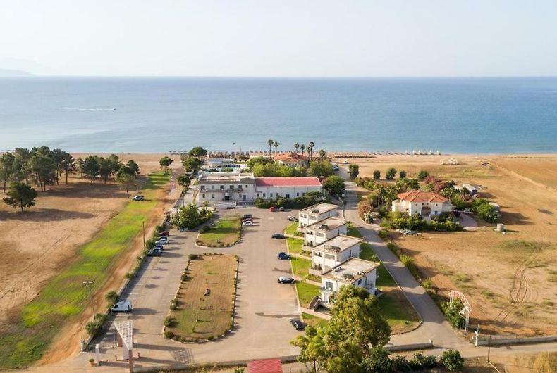 Buka Sandy Beach Мессиния Экстерьер фото