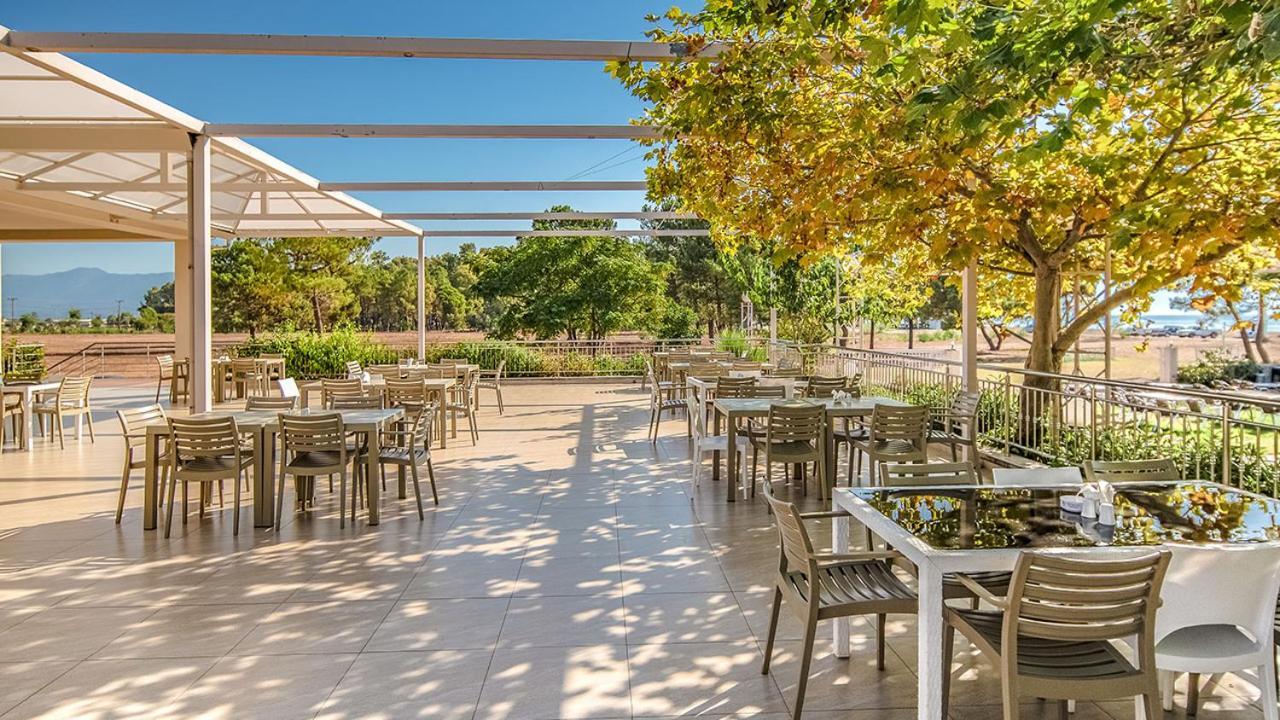 Buka Sandy Beach Мессиния Экстерьер фото