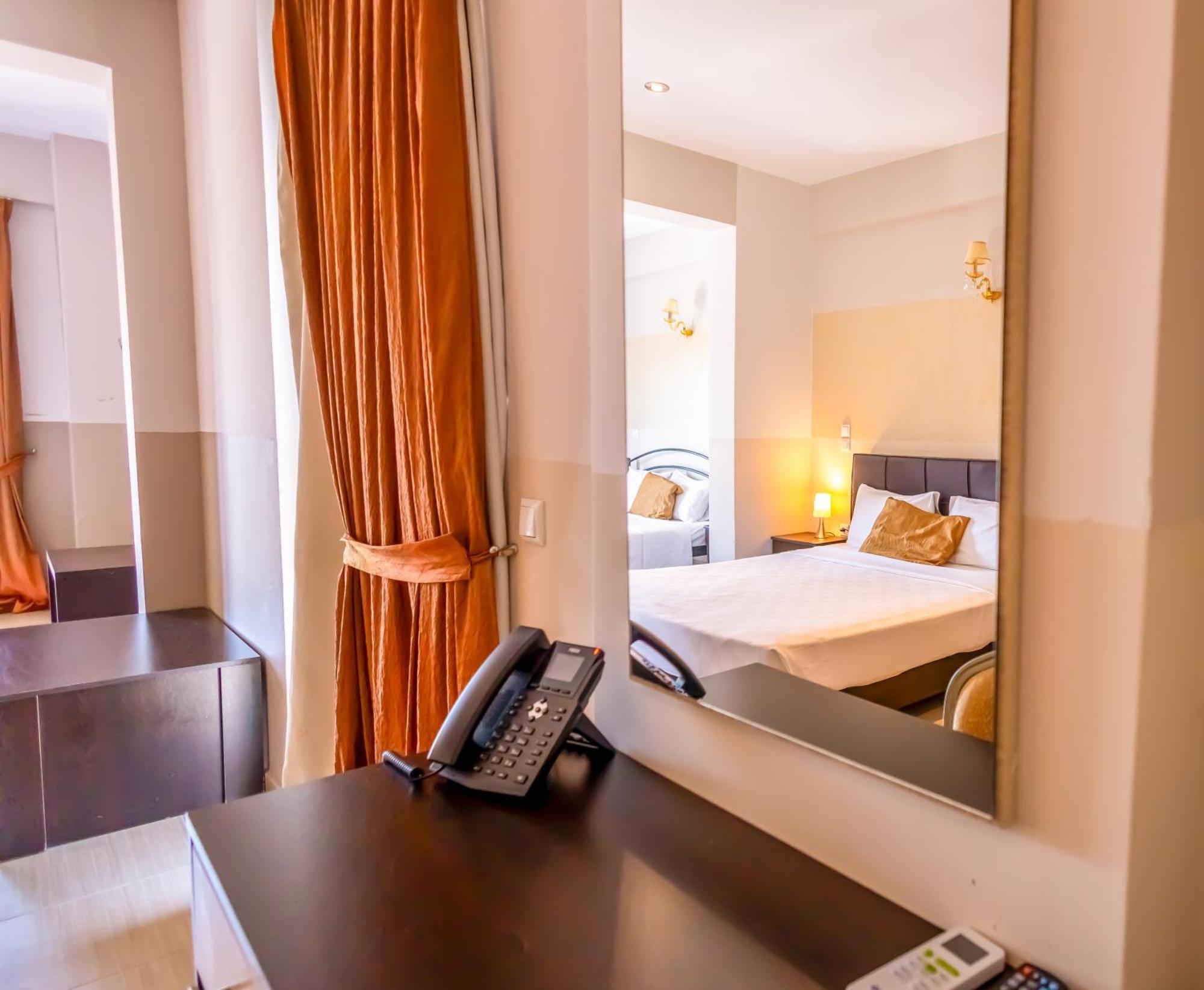Buka Sandy Beach Мессиния Экстерьер фото