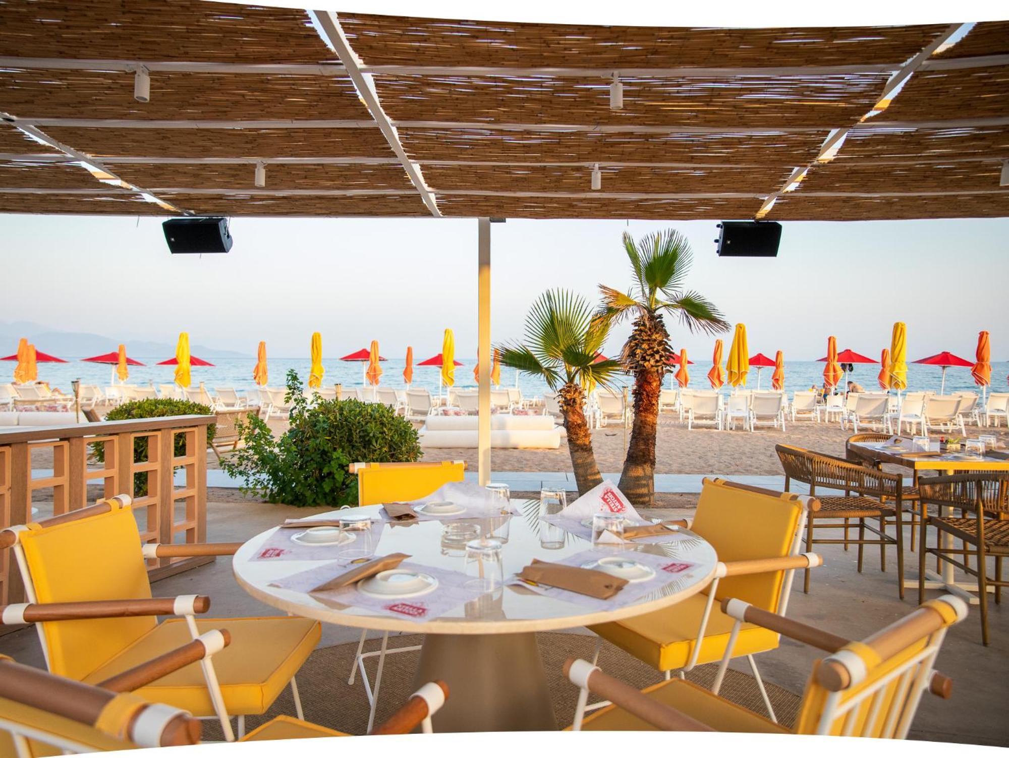 Buka Sandy Beach Мессиния Экстерьер фото