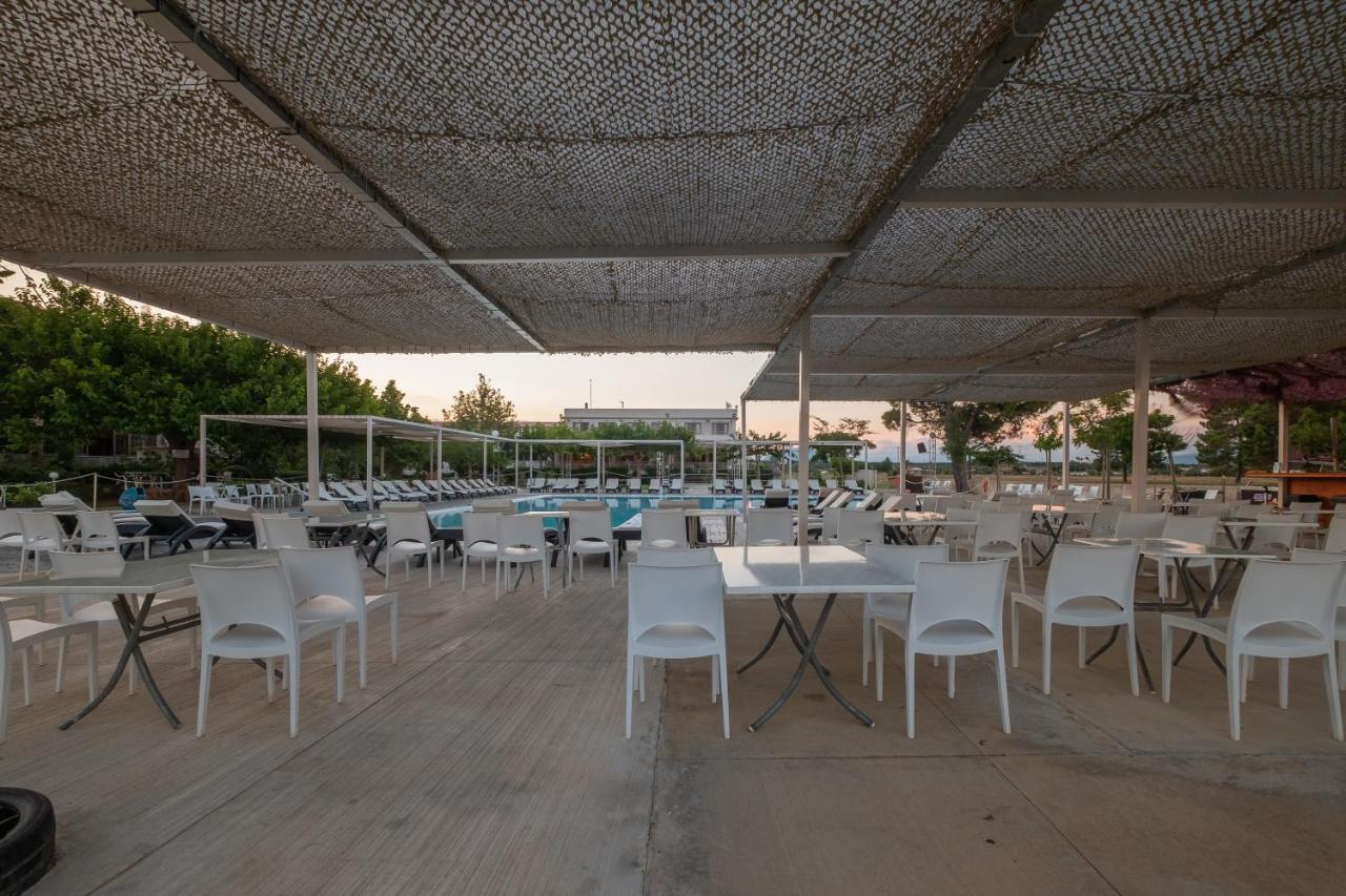 Buka Sandy Beach Мессиния Экстерьер фото